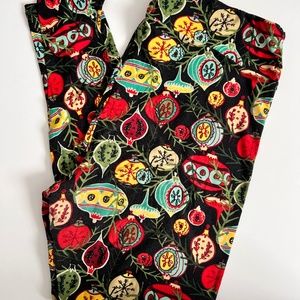 LuLaRoe Leggings Size TC2